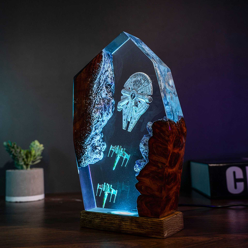 Table Resin Lamp Universe War  - Eve Party recensie en prijs