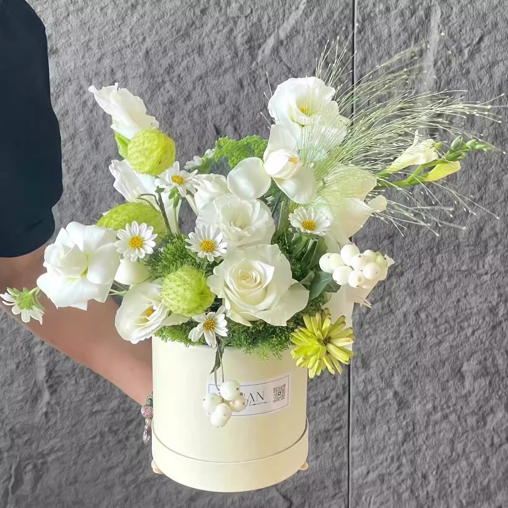 Small Flowers Packing Box Hug  - Event Party Box recensie en prijs