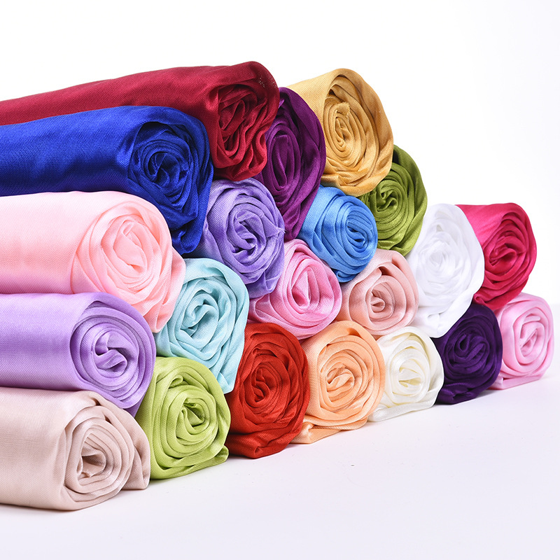 Pearlescent Ice Silk Satin Fab - Event Party recensie en prijs