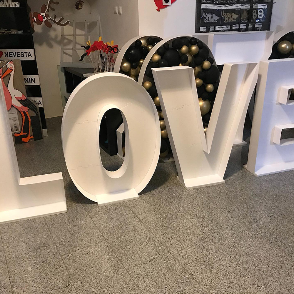 2.4FT Letters Balloons Frame M - Event Z recensie en prijs
